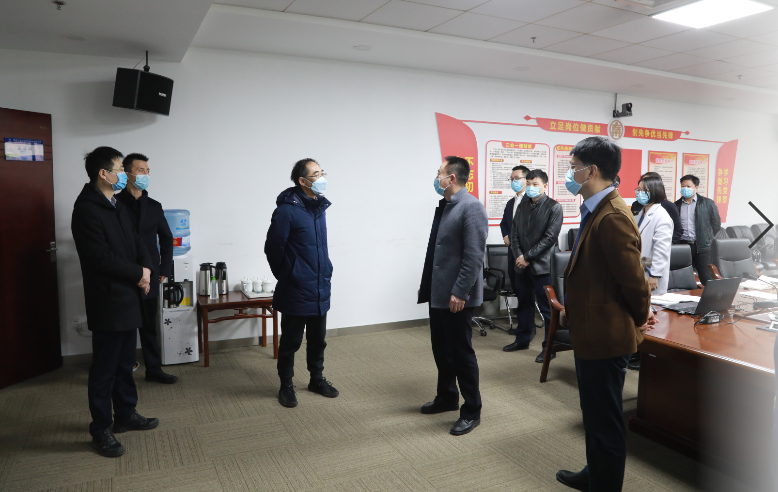 战“疫”｜平博集团疫情防控事情向导小组检查指导各单位防疫事情