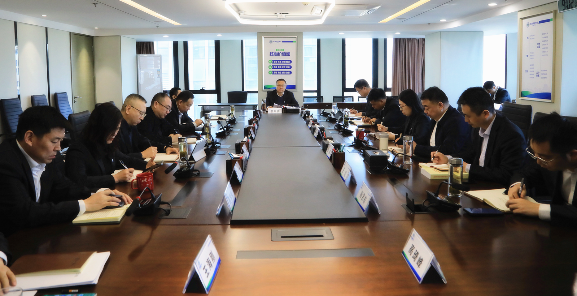 平博集团专题转达学习习近平总书记主要讲话和天下两会精神